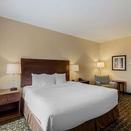 Best Western Plus Walkerton Hotel & Conference Centre Esterno foto