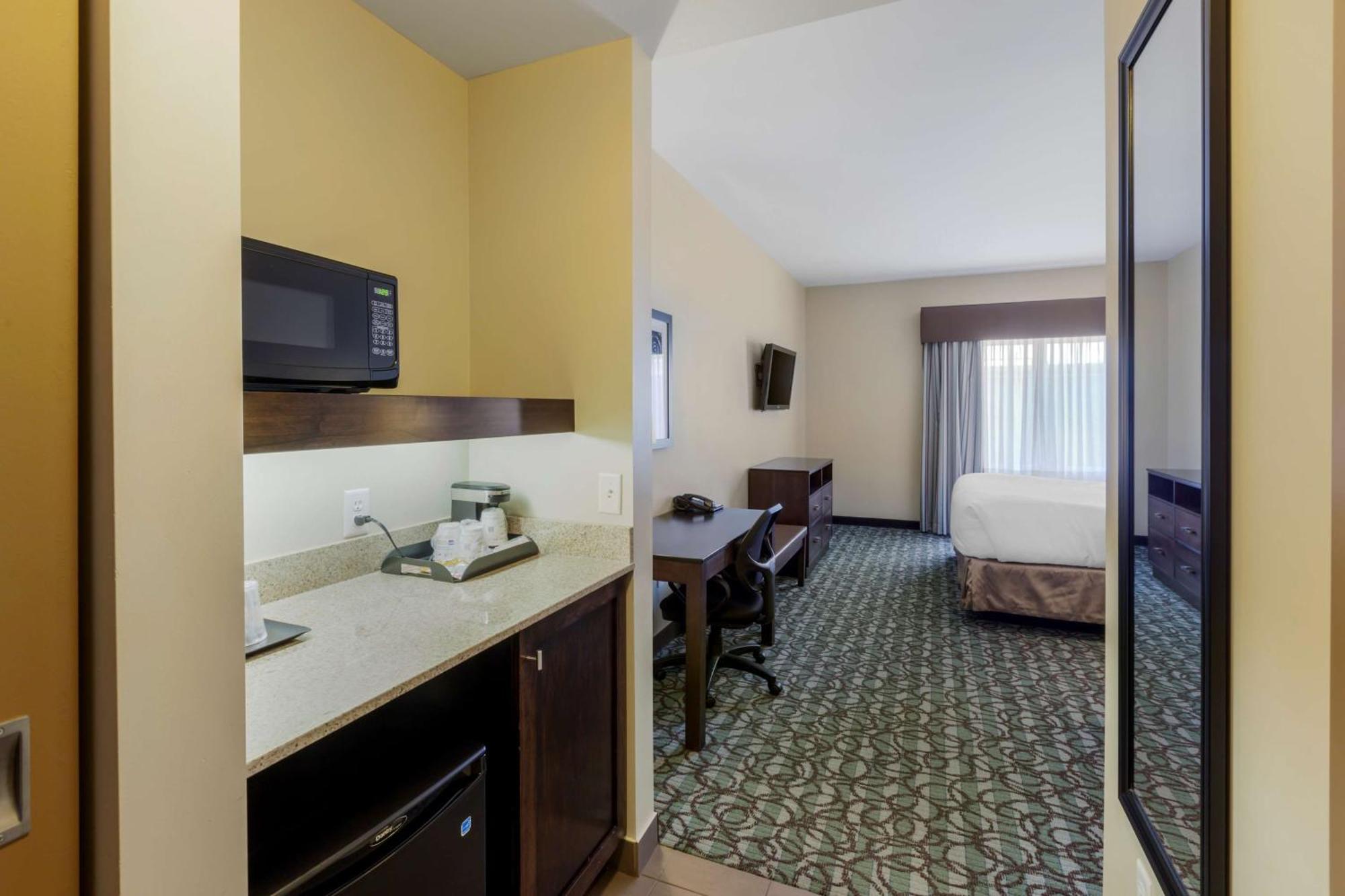 Best Western Plus Walkerton Hotel & Conference Centre Esterno foto